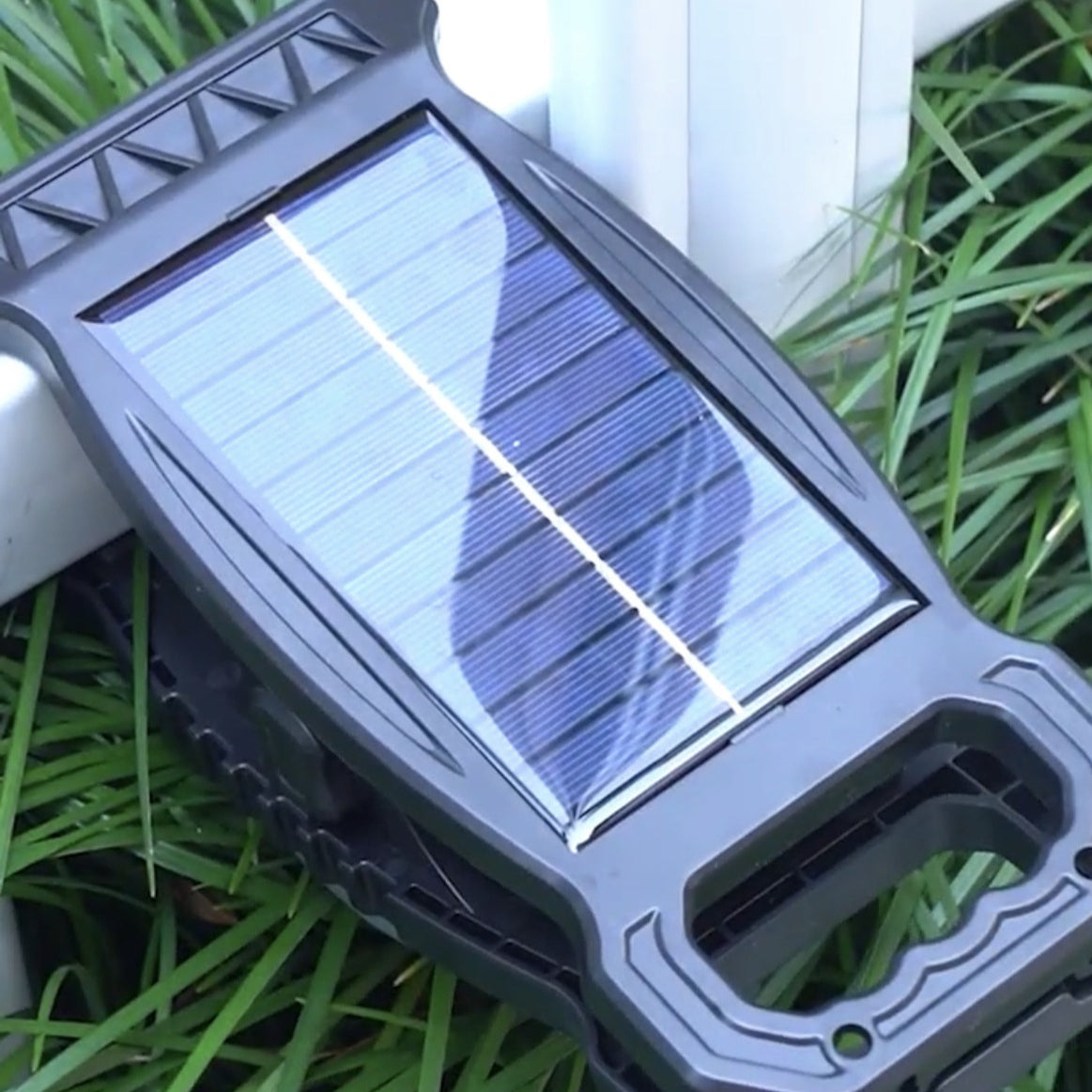 Solar Outdoor Motion-Sensor Light